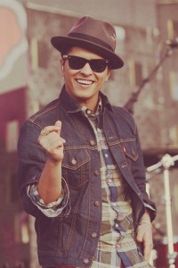 Voces Masculinas Anglo/ Capítulo 1