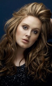 Publican imágenes del bebé de Adele