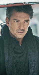 Ricardo Arjona lanza el nuevo sencillo de "Viaje"