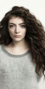 Lorde Presenta Canción Para Los Juegos del Hambre