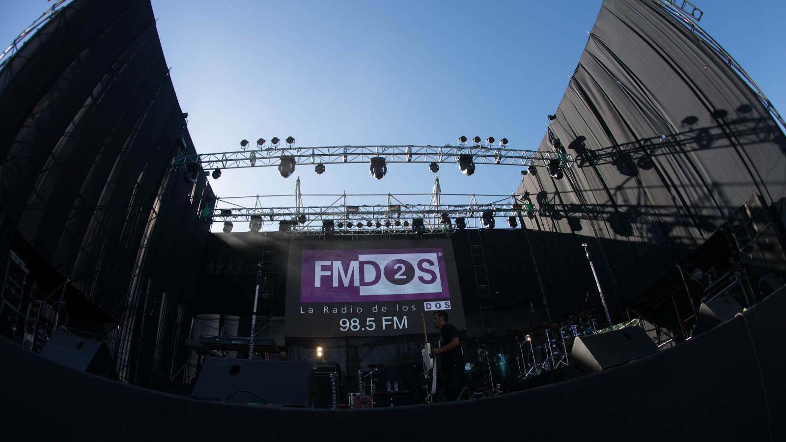 Revive Atardecer En El Parque de FM DOS