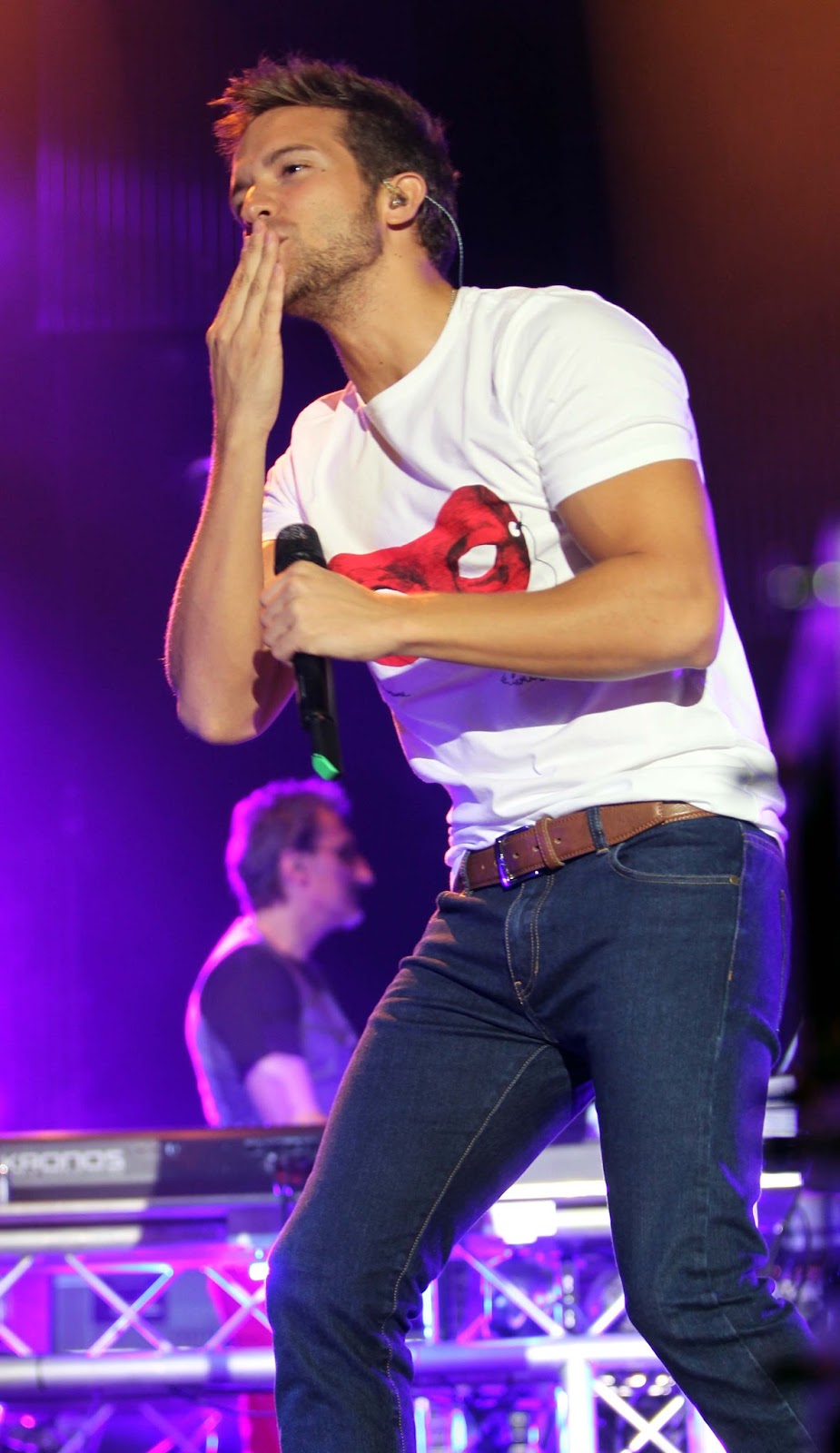 Pablo Alborán estrenó en exclusiva su nuevo video