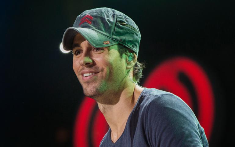 El lado solidario de Enrique Iglesias