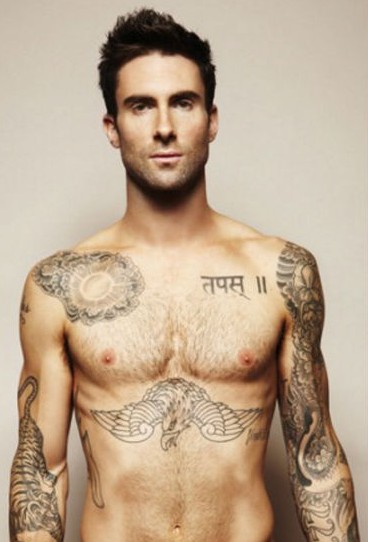 Adam Levine al Desnudo