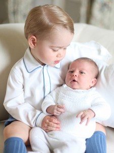 ¡Que ternura! Mira las fotos de George y Charlotte