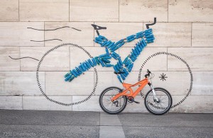 Conoce a la primera bicicleta hecha de plástico