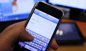 Hombre despechado manda las fotos íntimas de su pareja