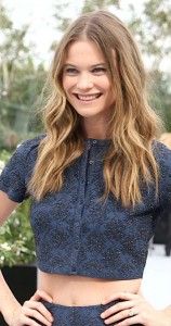 La Esposa de Adam Levine Está Enamorada de Rihanna