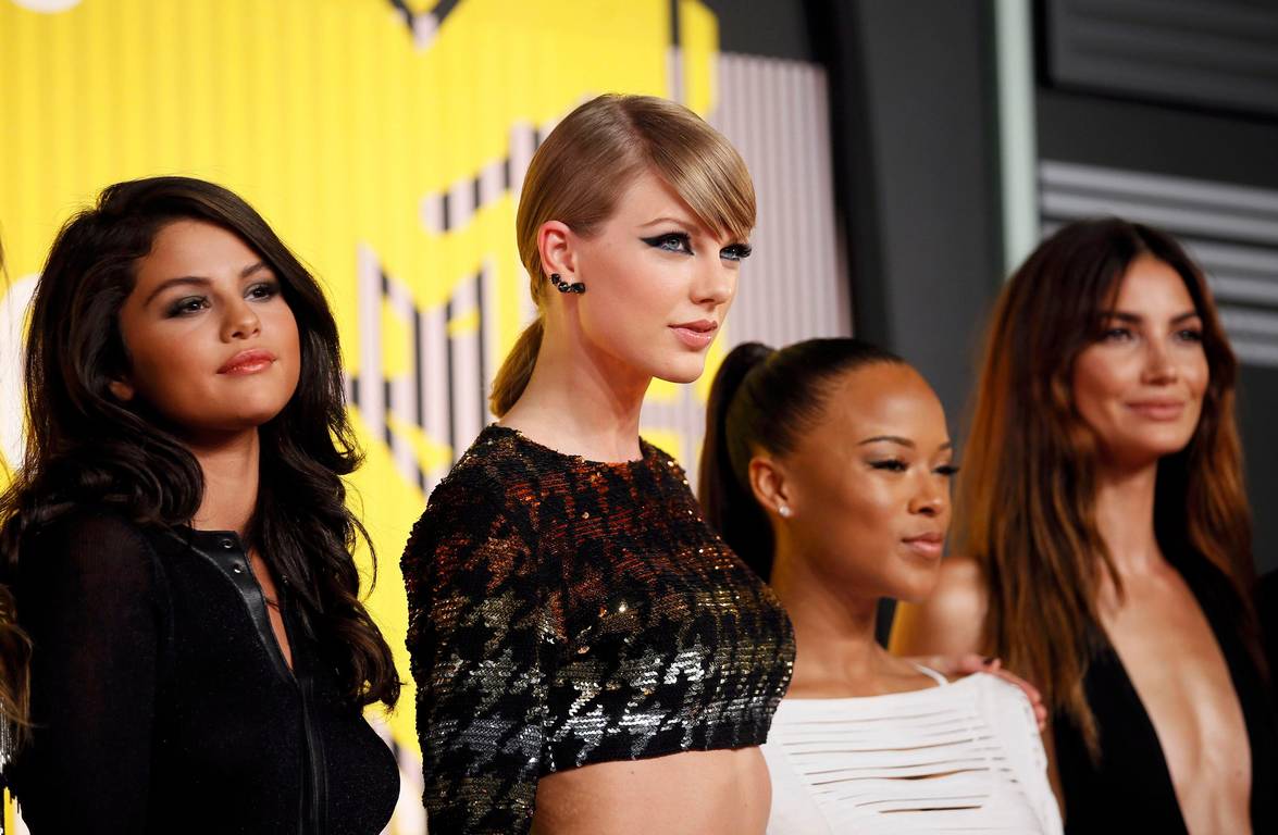 Los mejores y peores vestidos de los MTV VMAs 2015