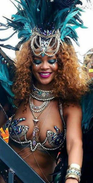 Rihanna y su Nuevo Amor en el Carnaval de Barbados