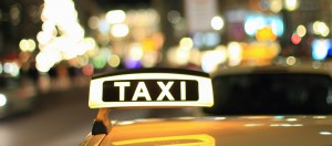 Taxista hace bailar a sus clientes con Uptown Funk