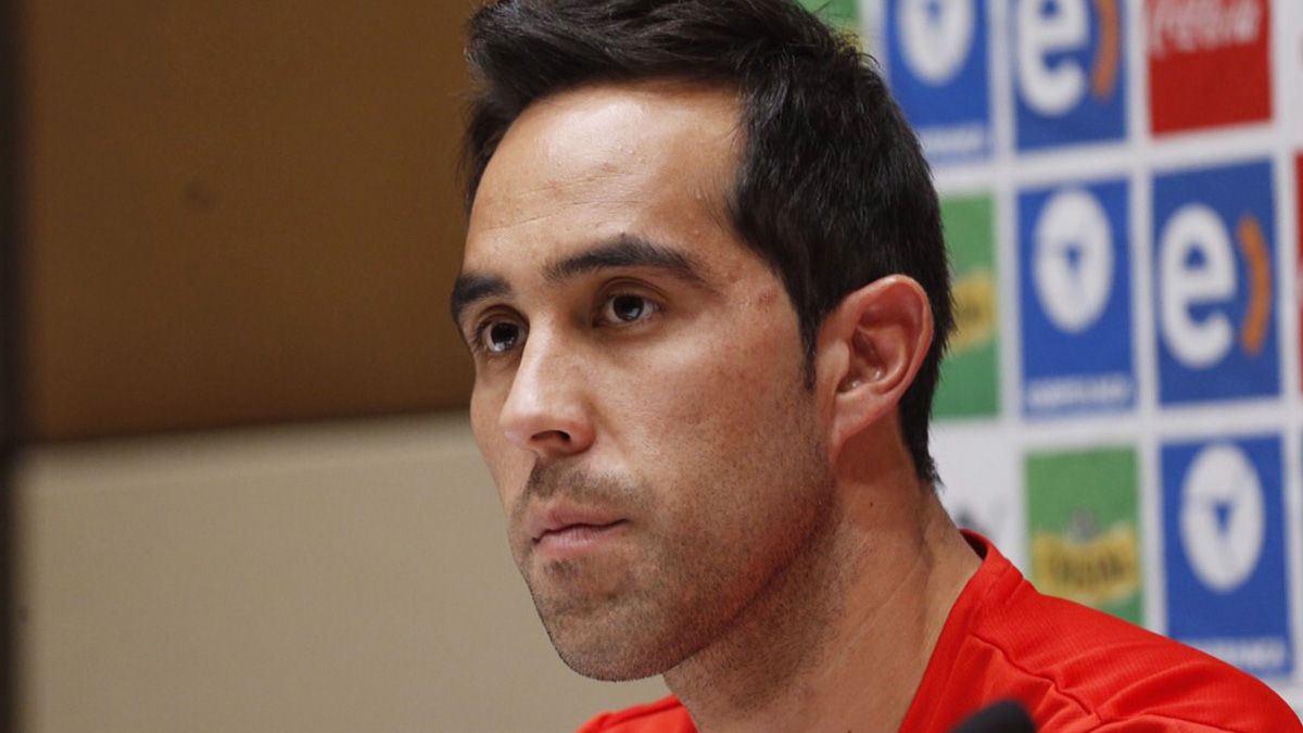 Claudio Bravo y su mensaje de aliento a la selección