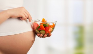 Las mujeres embarazadas ¿tienen que comer por dos?