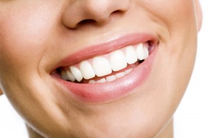 ¿Sabes de qué forma cuidar tus dientes y huesos de forma natural?