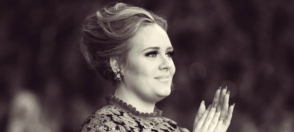 ¡Hello! Adele cantó en vivo por primera vez su nuevo single