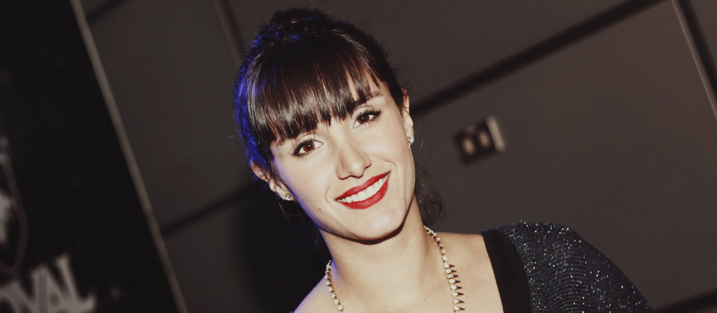 Isidora Urrejola, feliz con su guatita de embarazo