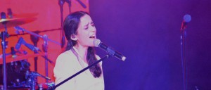 Julieta Venegas nos invitó a andar por "Ese Camino" en Vivo