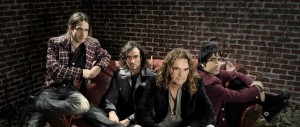 Maná y su Cama Incendiada en Dos Conciertos