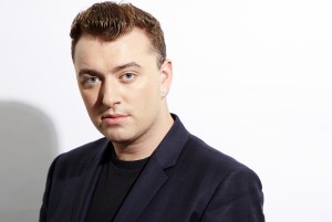 Sam Smith estrena nuevo tema "Drowning Shadows"