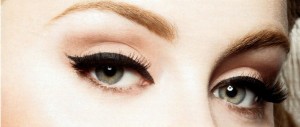 Logra el maquillaje perfecto de Adele
