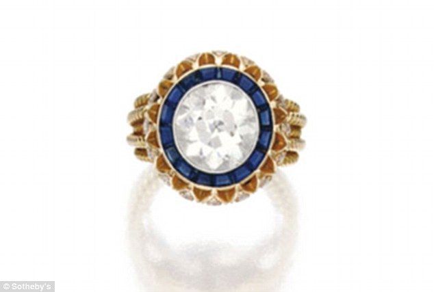 anillo de compromiso