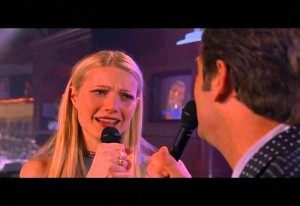 Gwyneth canta en el disco de su ex