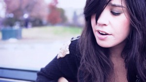 Javiera Mena lanza single y video