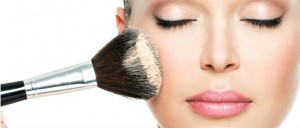 Consejos para convertirte en una experta a la hora de elegir tus básicos de maquillaje