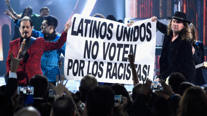 Maná le pide a los latinos que usen su fuerza