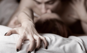 Mujer fue detenida por obligar a su marido a tener 29 horas de sexo