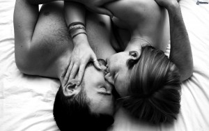 Los beneficios de dormir sin ropa