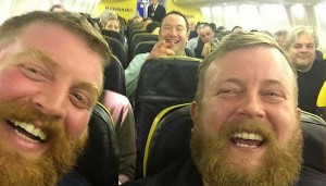 Se encontró con alguien parecido a él y mira lo que pasó