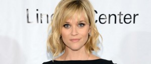Actriz Reese Witherspoon sorprendió con foto donde posa junto a su madre