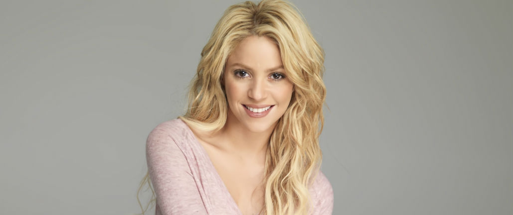 Shakira Felicita a Mark Zuckerberg