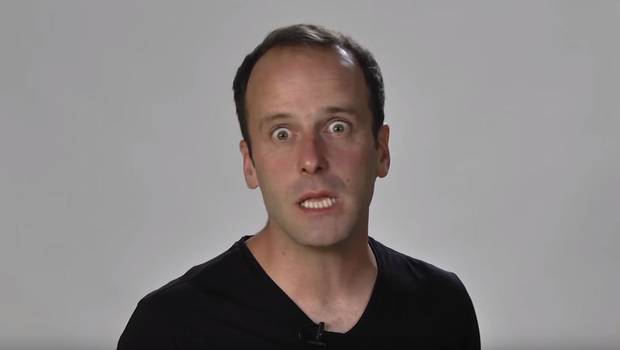 Stefan Kramer nos invita a los Premios Caleuche a su estilo