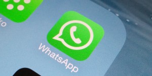 Pastel del año: creó grupo Whatsapp con sus exs