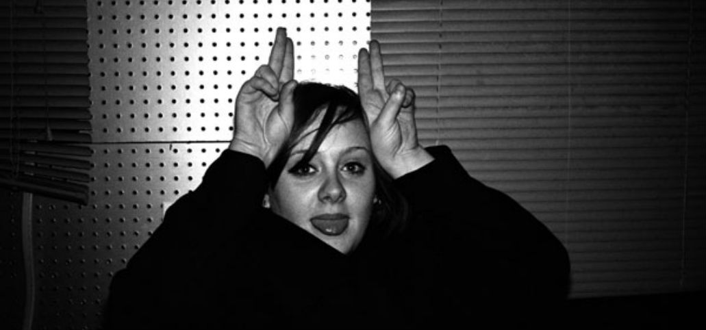 El Peor Ex: Alex Sturrock publicó fotos íntimas de Adele