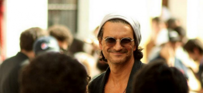 La tierna foto con la que Ricardo Arjona celebra su cumpleaños