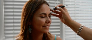 Terapia vietnamita para combatir dolores de cabeza y problemas de digestión