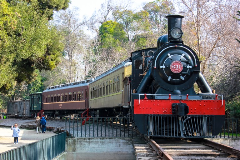 Parques y museos imperdibles para conocer en Santiago