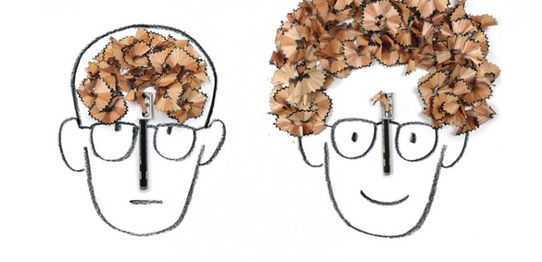 Con objetos de uso diario este ingenioso artista recrea animales y personajes