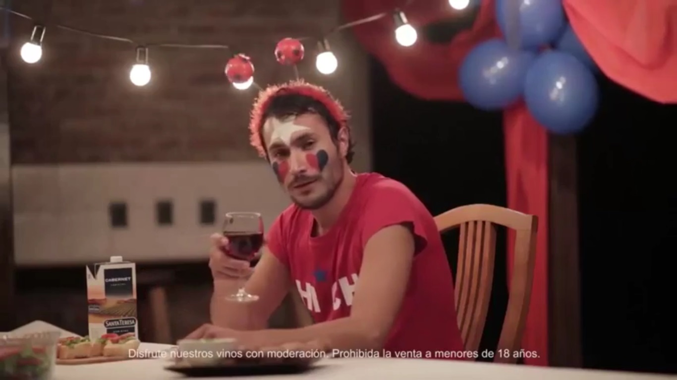 Comercial de vino uruguayo se ríe de la única copa de Chile
