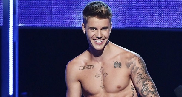 ¡Justin Bieber lo hizo de nuevo! Se desnudó en Instagram