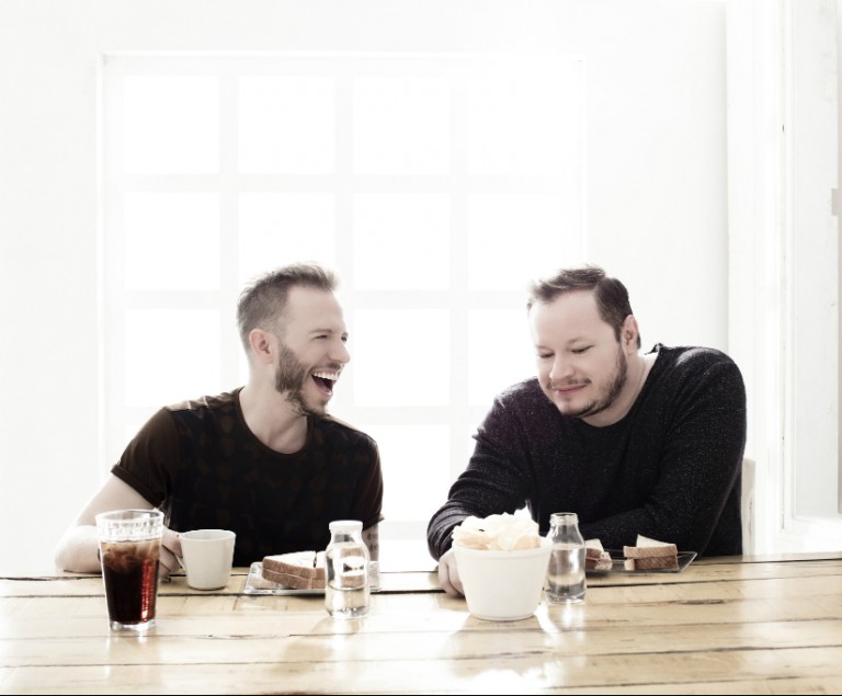 "Una última vez" junto a Sin Bandera