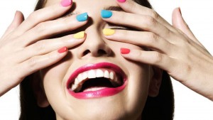 Descubre la simple manicure que será tendencia este verano