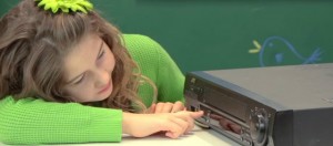 Así reaccionan los niños con las tecnologías de antaño