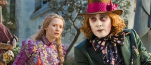 Con este trailer adelantan la película "Alicia a través del espejo"