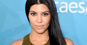 ¡Woow! Conoce la extraña y particular rutina de belleza de Kourtney Kardashian