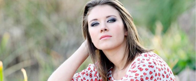 Hijo de Carla Jara estrenó rockero nuevo look