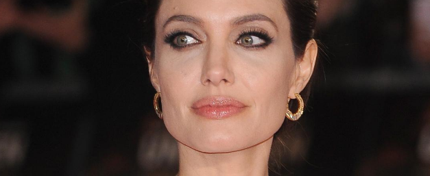 Fotos: Reaparición de Angelina Jolie con extrema delgadez vuelve a causar preocupación